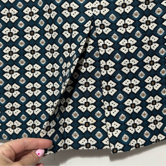 Zara Daisy Jacquard Woven Mini Skirt A-Line M blue Quilted Look Embroidered M - Picture 4 of 8